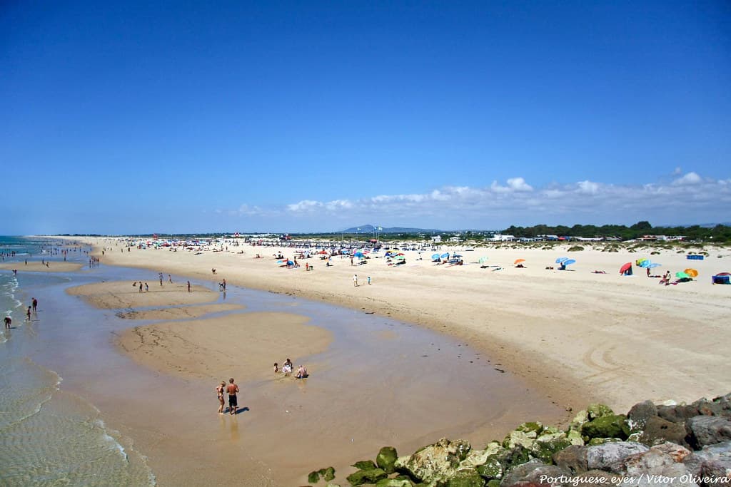 Praia da Ilha de Tavira — photo by Portuguese_eyes
