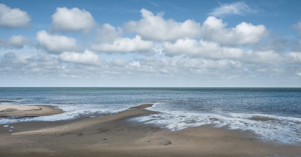 Morsum Kliff Beach — photo by andreas.zachmann