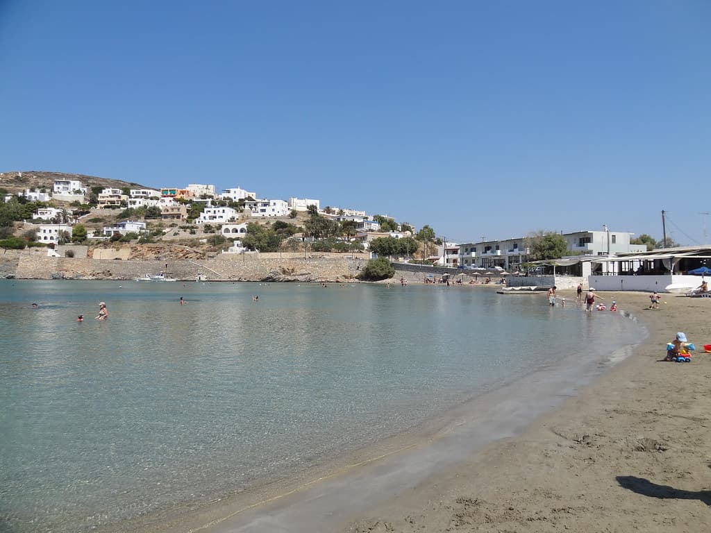 Vari Beach — photo by jkkm