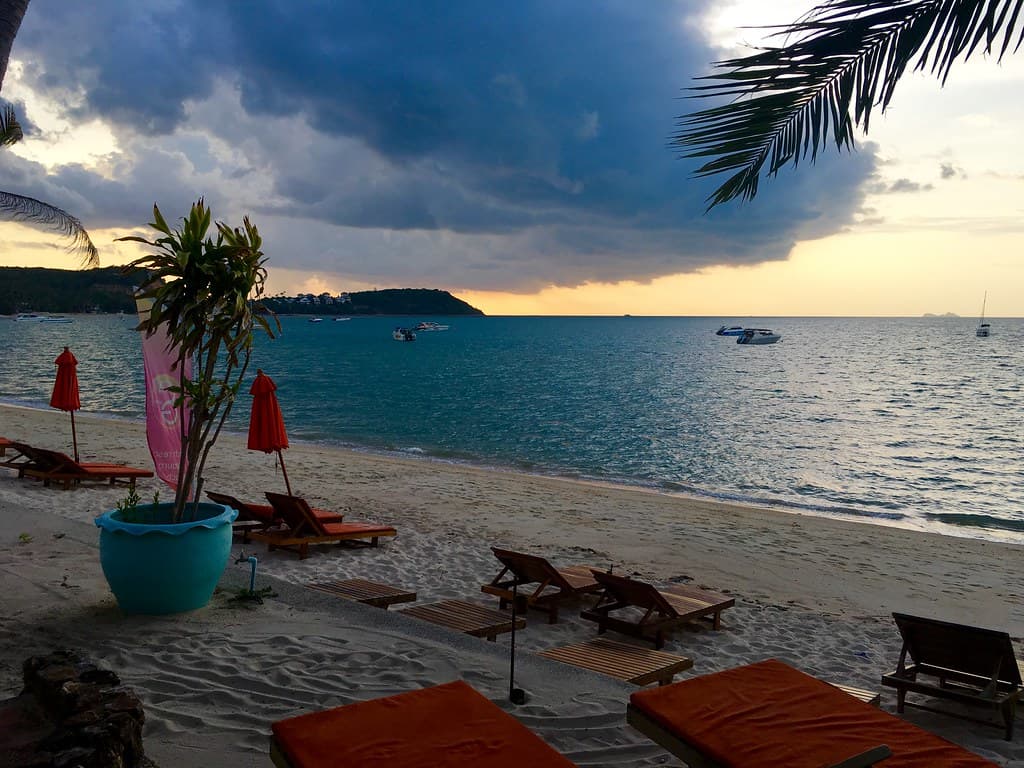 Maenam Beach — photo by Toby Simkin