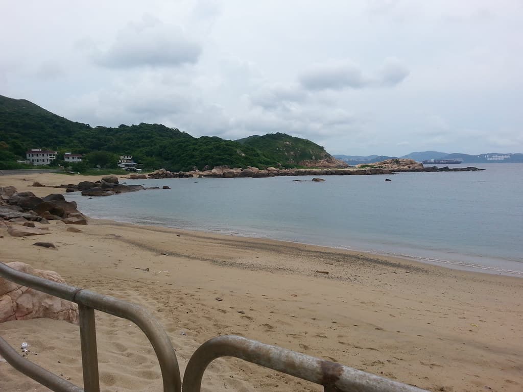 Tai Wan To Beach — photo by cesarharada.com