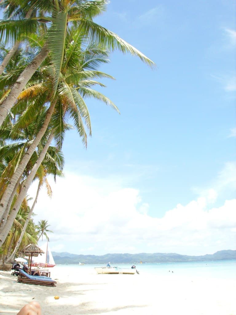 Hinugtan Beach