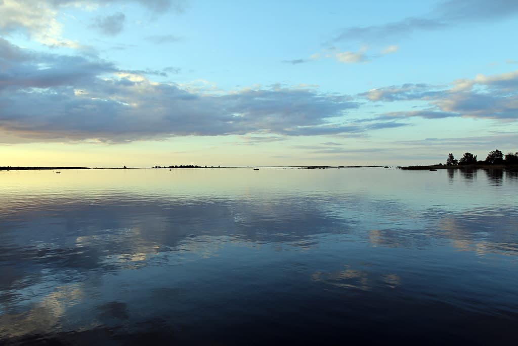 Björköby Beach — photo by callesan