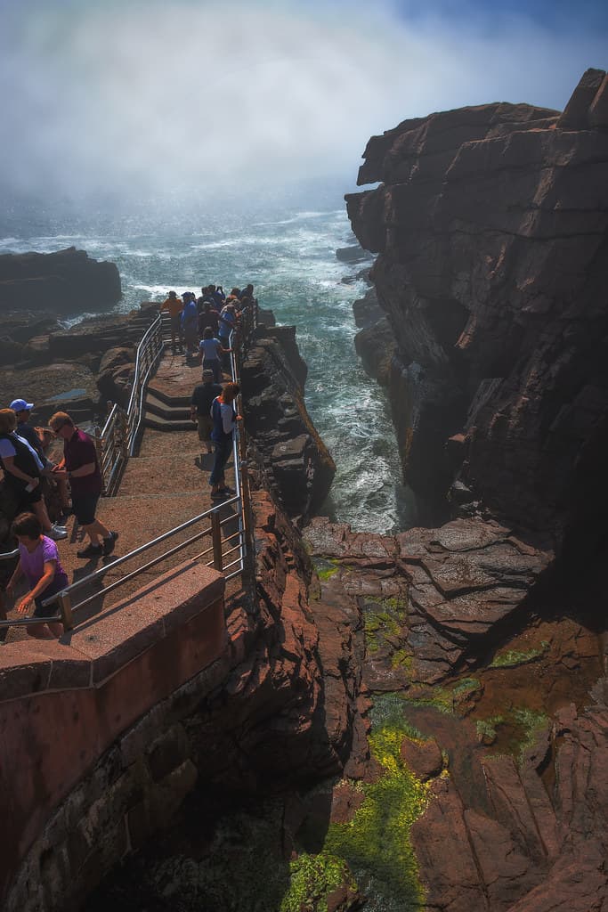 Thunder Hole (Acadia National Park, Maine)