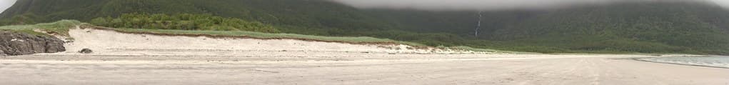 Grøtøya Beach