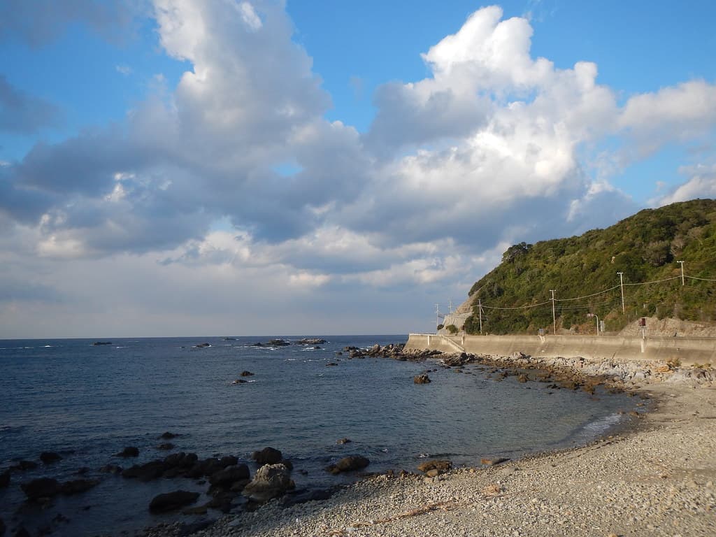 Susami Beach — photo by rurinoshima