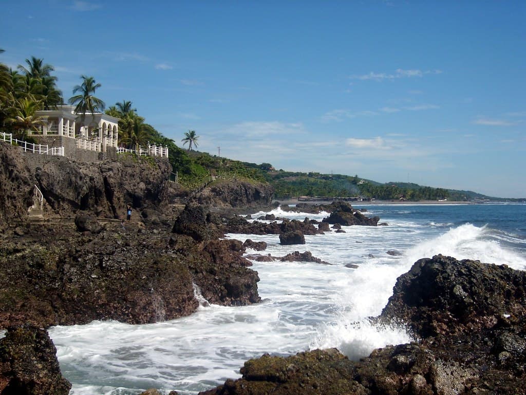 Playa Atami — photo by FerOrtuno