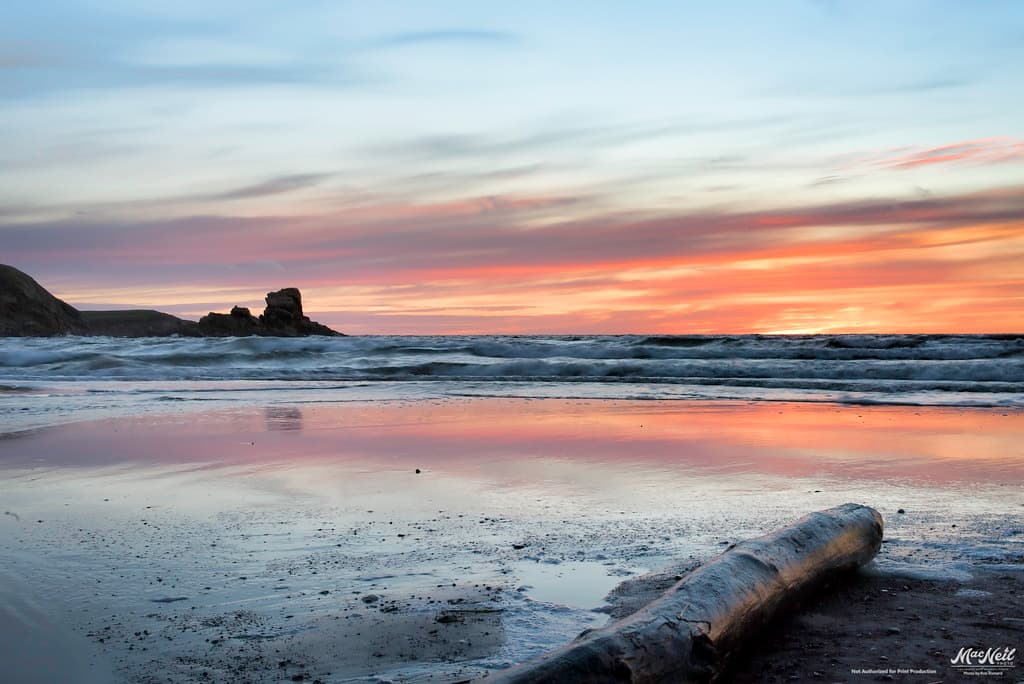Chimney Corner Beach