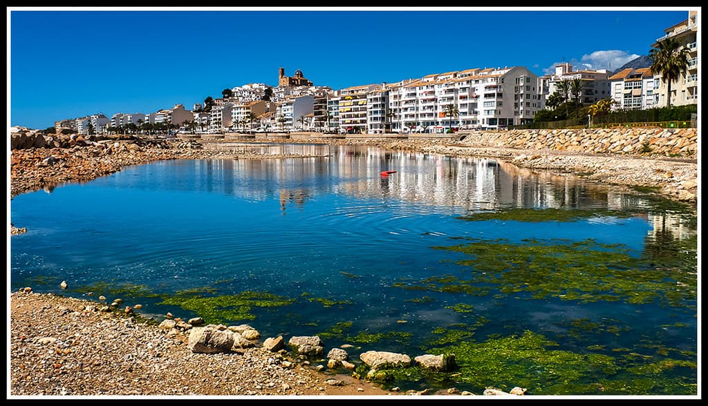 Playa de la Roda — photo by edomingo
