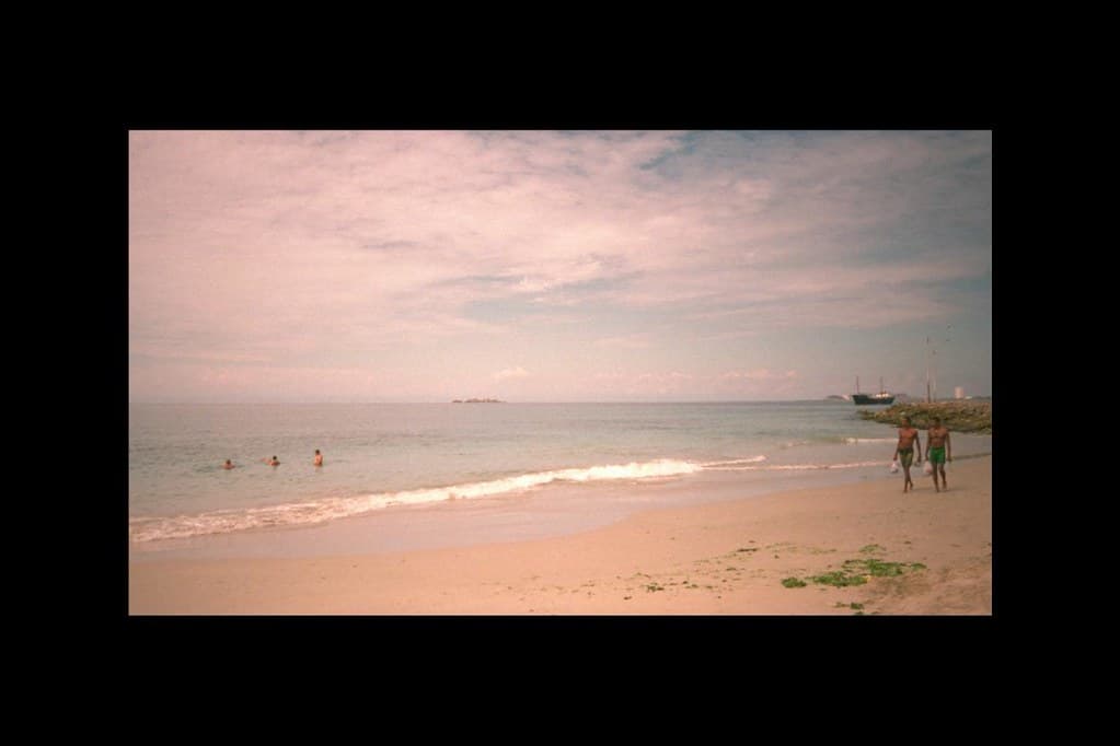 Playa Bella Vista — photo by Miguel Discart & Kiri Karma (Photos Vrac)