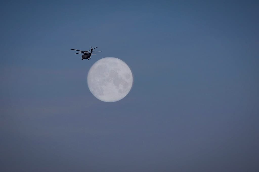 Lunar Seahawk