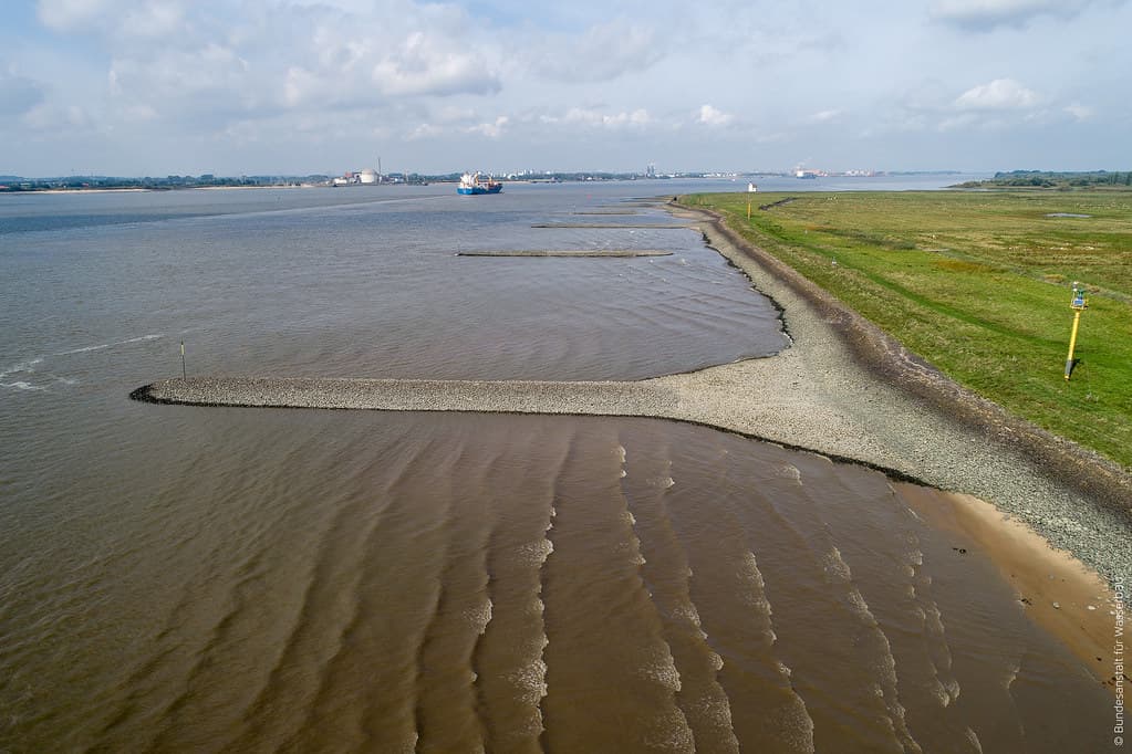 Haseldorfer Marsch Elbe Beach — photo by BAW_Bundesanstalt für Wasserbau