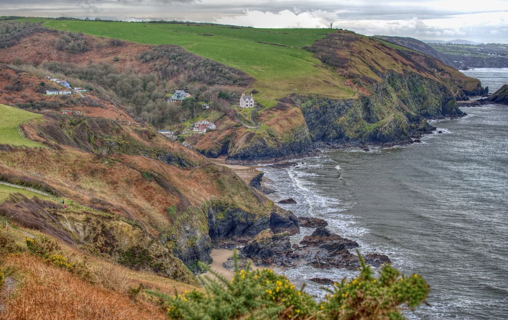 Llangrannog Beach — photo by superdove