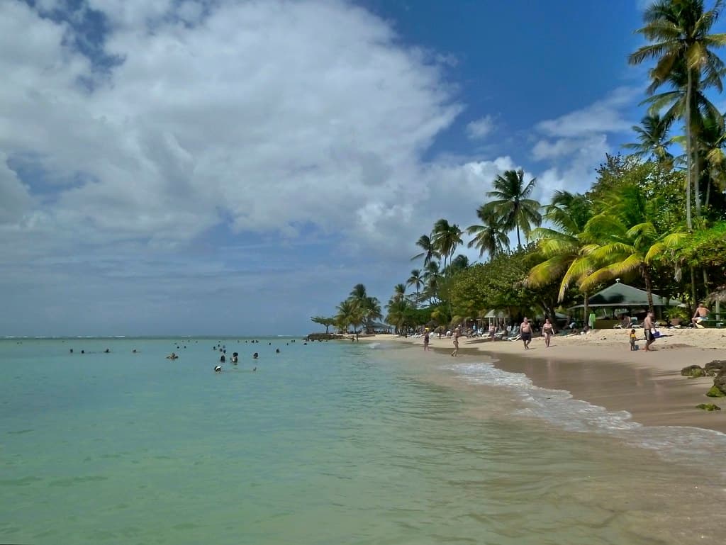 Great Courland Bay (Turtle Beach) — photo by r.lt
