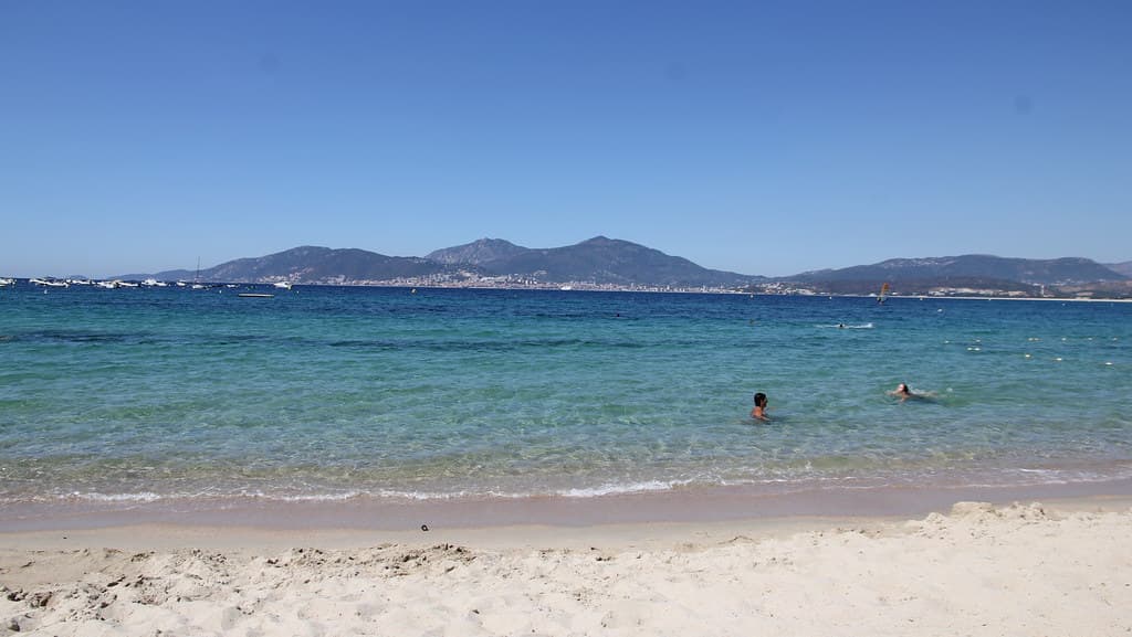 Plage de Trottel — photo by Pierre Metivier