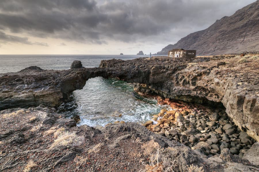 Playa de El Cantadal — photo by cuellar