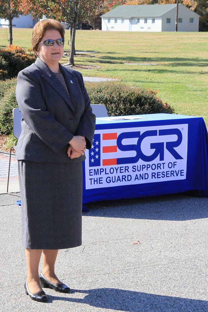 Va. Guard hosts regional ESGR signing ceremony