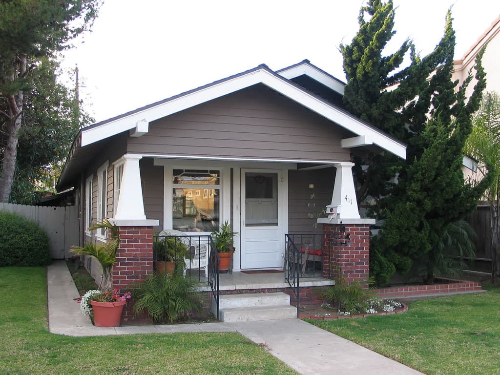 411 Ninth St. (1916), Huntington Beach