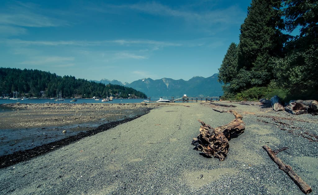 Furry Creek Beach — photo by colink.