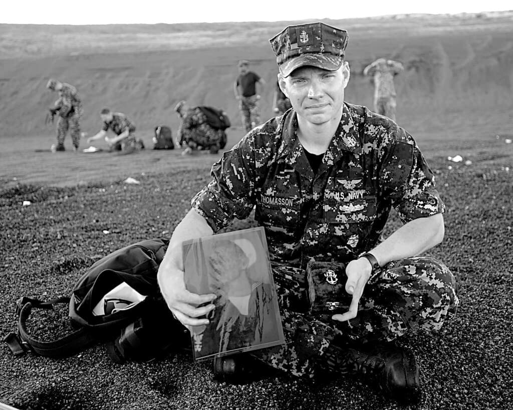 Sailor lays grandfather's ashes to rest on shores of Iwo Jima [Image 5 of 6]