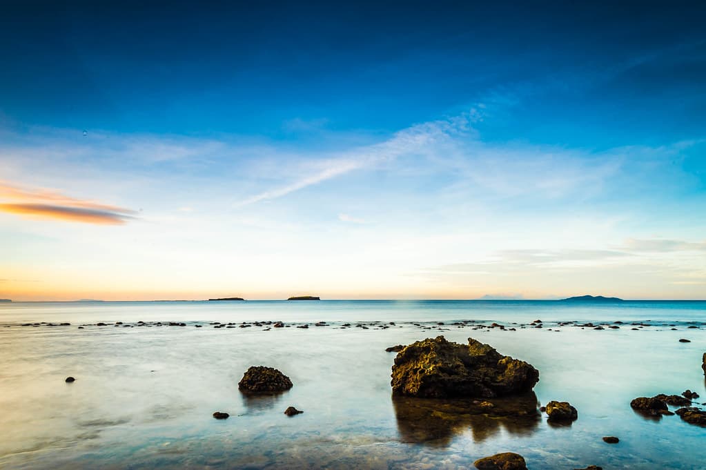 Bituin Cove — photo by Jose Nicdao
