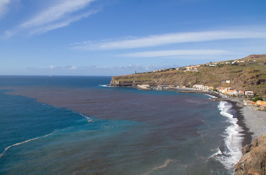 Playa de Chinguarime — photo by ahisgett