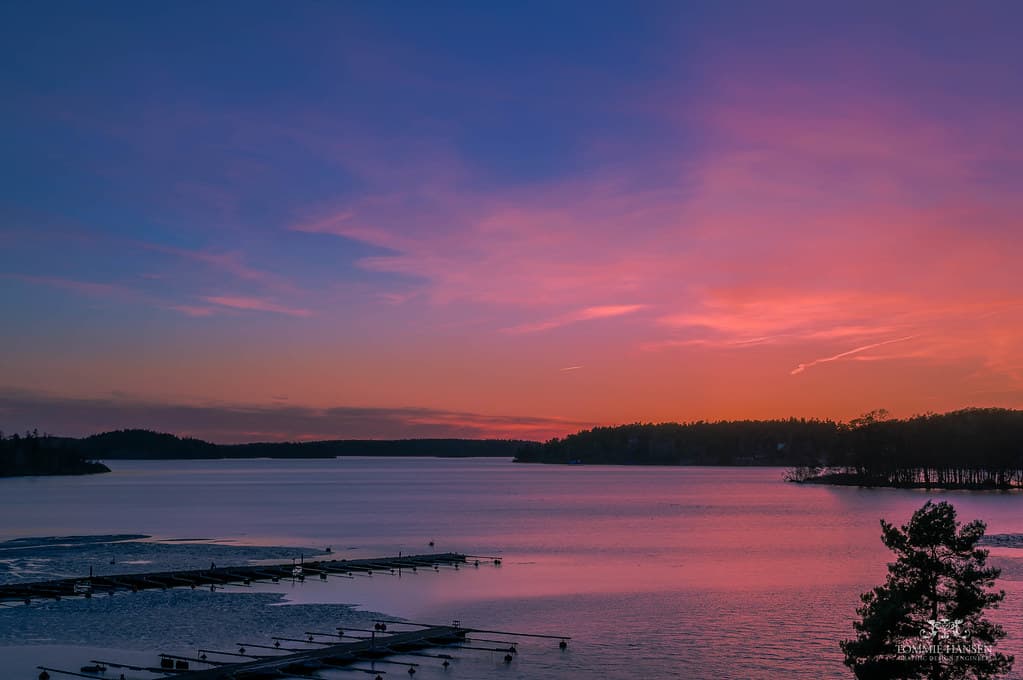Ängbybadet — photo by Tommie Hansen
