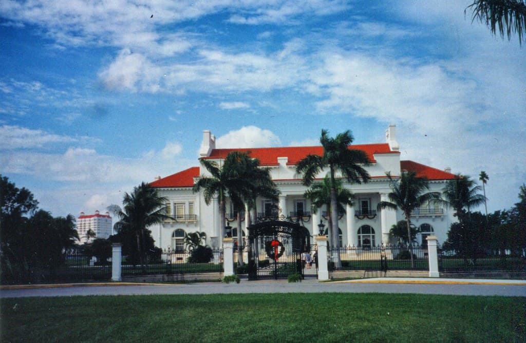 Whitehall - Flagler Museum - Exterior - Architecture Neoclassical -  Beaux-Arts - Palm Beach  Florida
