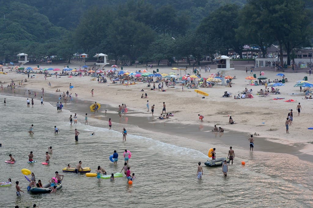 Clear Water Bay Country Park Beach — photo by elvisinchina