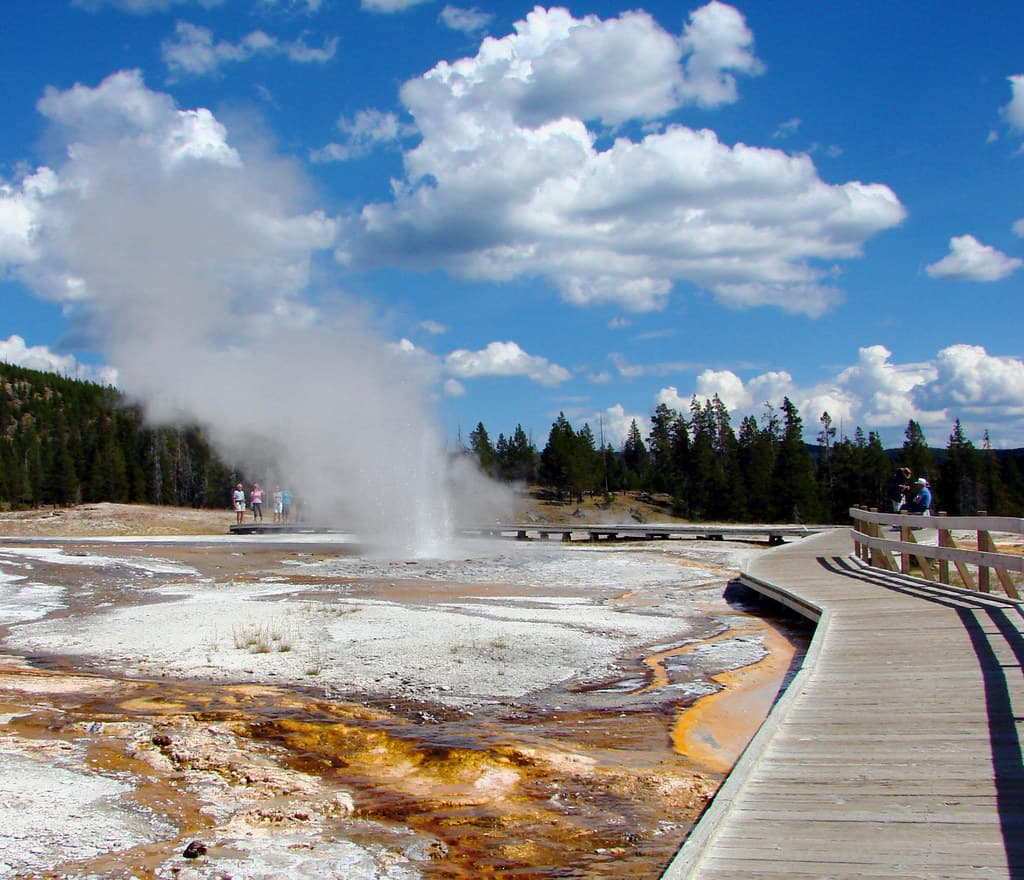 Old Faithful Geyser Basin, Yellowstone 2011