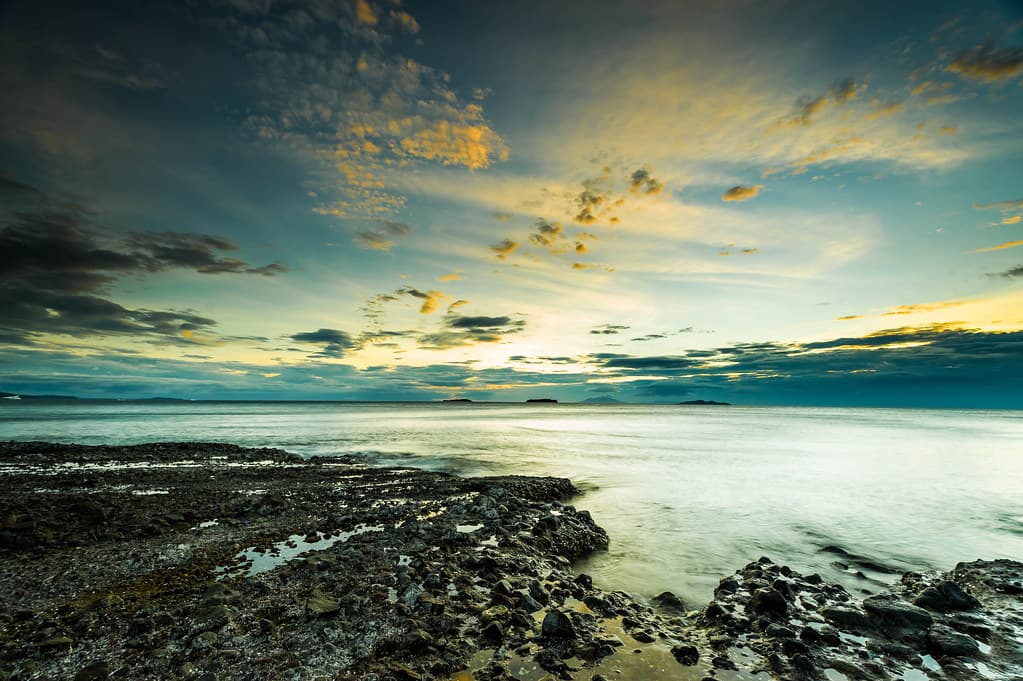 Santelmo Cove — photo by Jose Nicdao