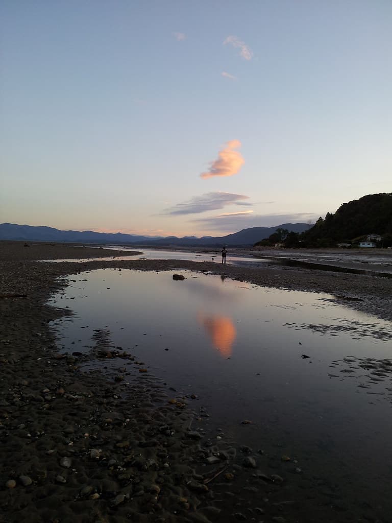 Milnthorpe Beach — photo by easegill