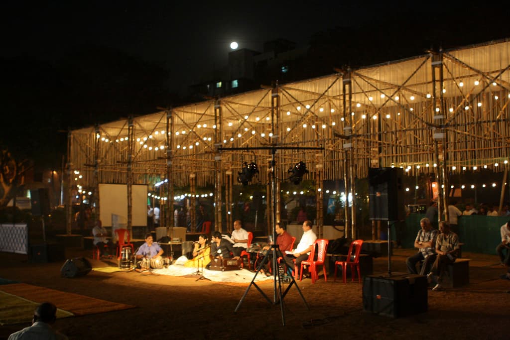 Community Music - Dec 28, 2012