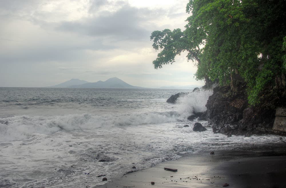 sulamadaha beach
