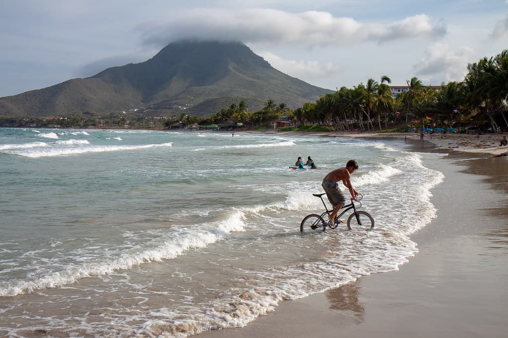 Playa El Tirano — photo by Stig Nygaard