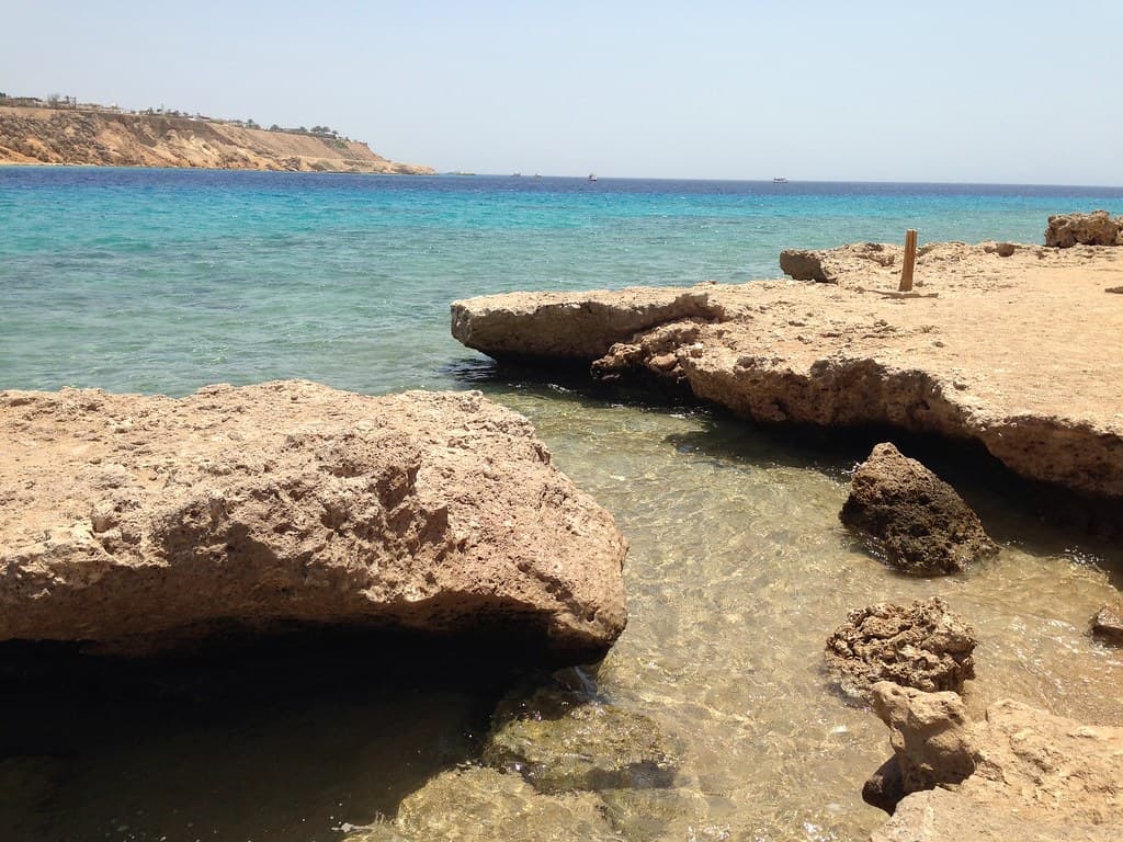 Manta Bay — photo by Michele Ficara Manganelli