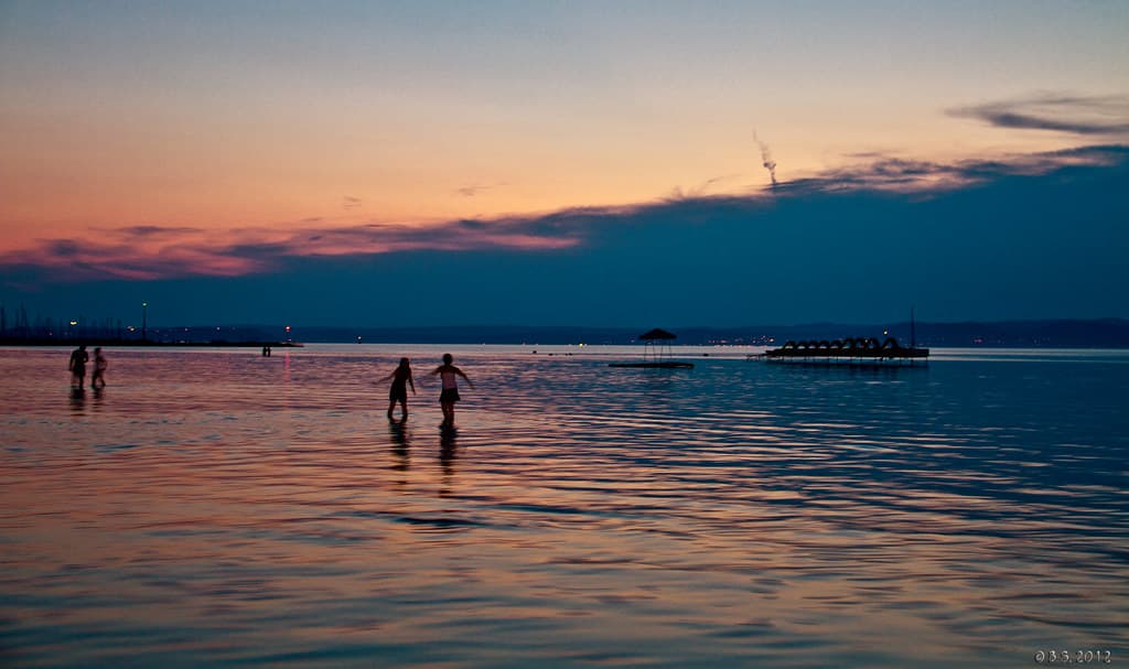 Siófok Pebble Beach — photo by bernds-fotowelt