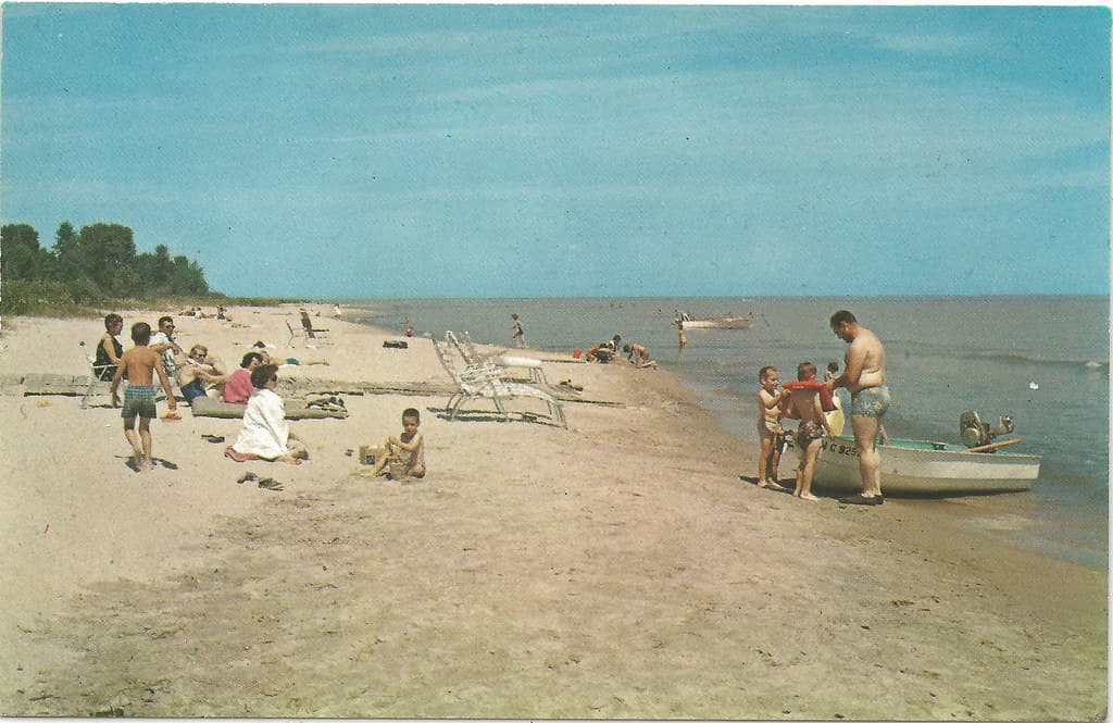 NE Harrisville MI 1950s Fella wearing an early version of a SPEEDO Bathingsuit Beach FUN on Lake Huron State Park Beach