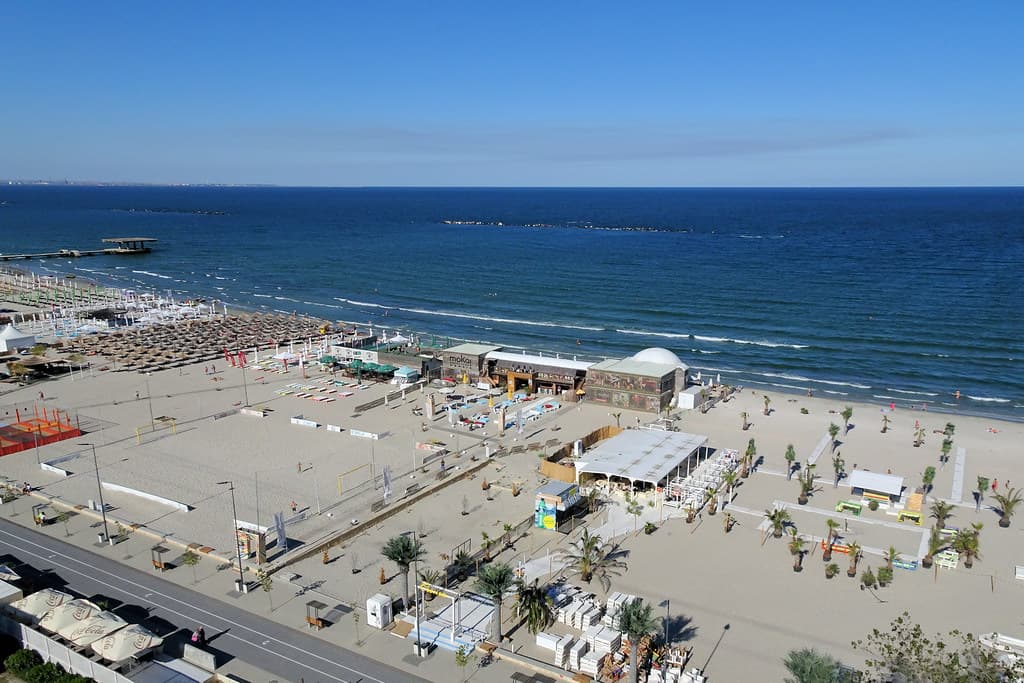 Ammos Beach — photo by Alex Panoiu