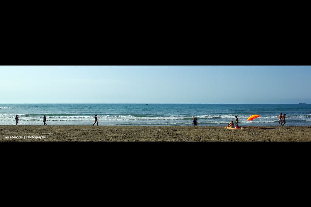 Playa Almadraba — photo by Iker Merodio
