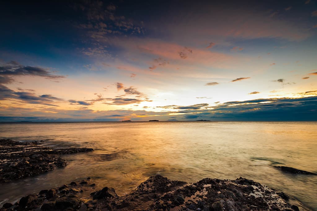 Bituin Cove — photo by Jose Nicdao