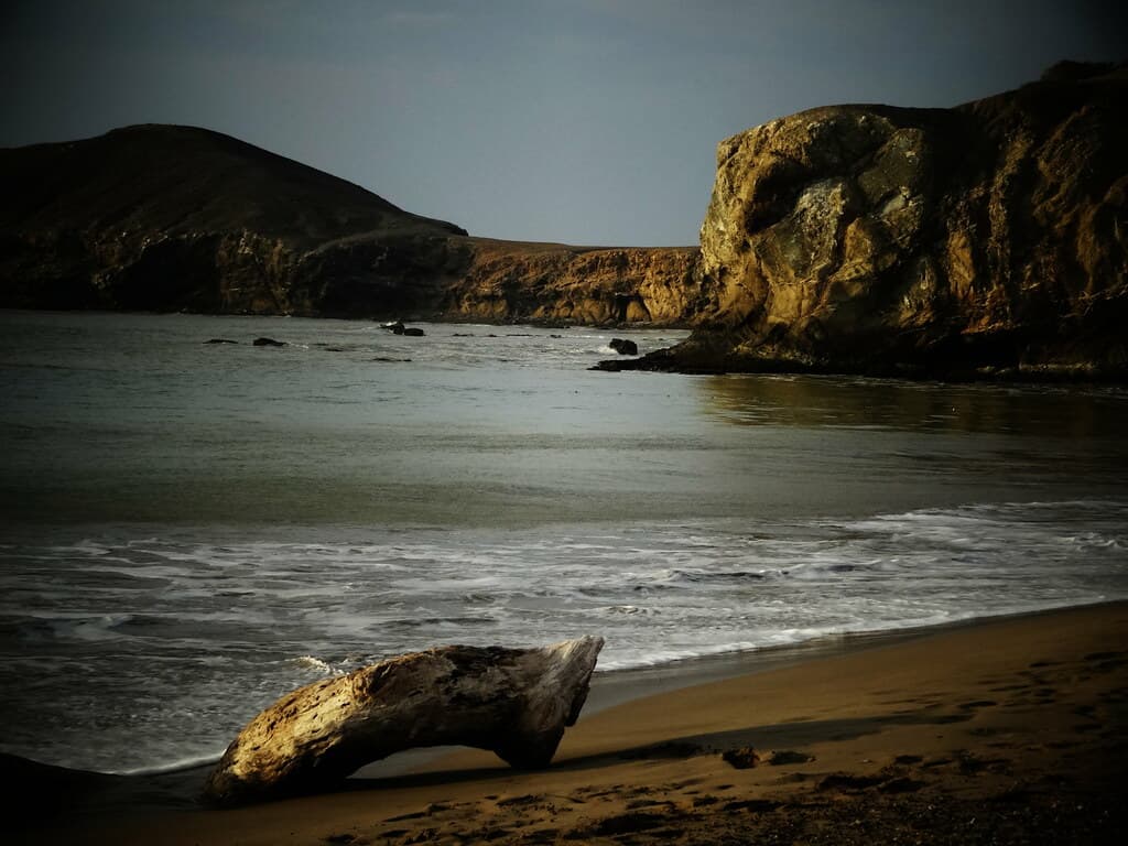 Playa del Faro — photo by JavierPsilocybin
