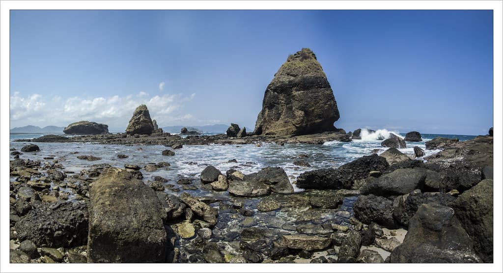 Pantai Tanjung Papuma in Java (Indonesia)