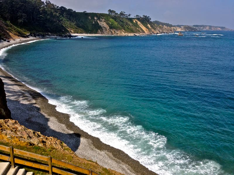 Playa de Barayo — photo by Roteiros Galegos