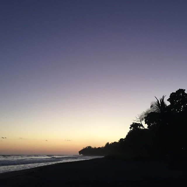 Playa Esterillos Centro — photo by cpgmattr