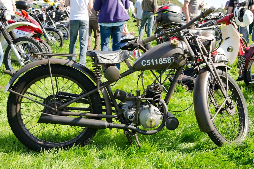 Royal Enfield WD/RE "Flying Flea" (1943)