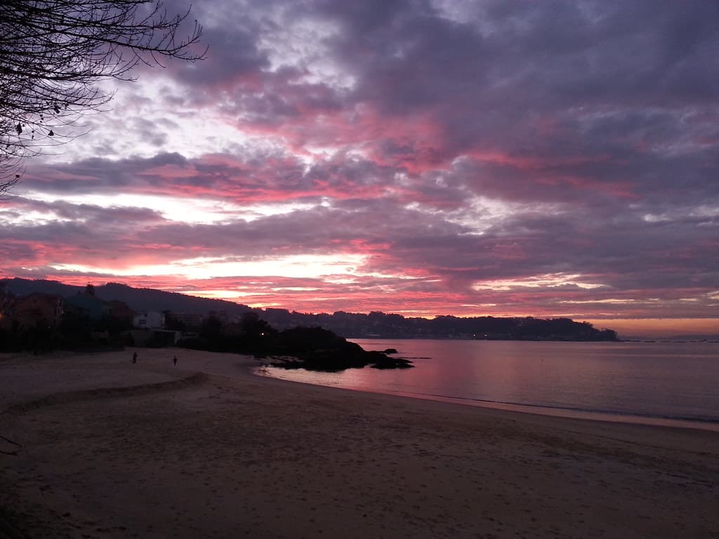 Praia de Lapamán — photo by SondeBueu