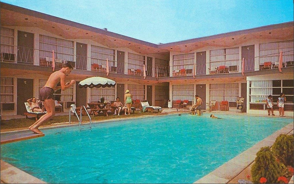 Pink Champagne Motel Pool View, Wildwood By The Sea, New Jersey