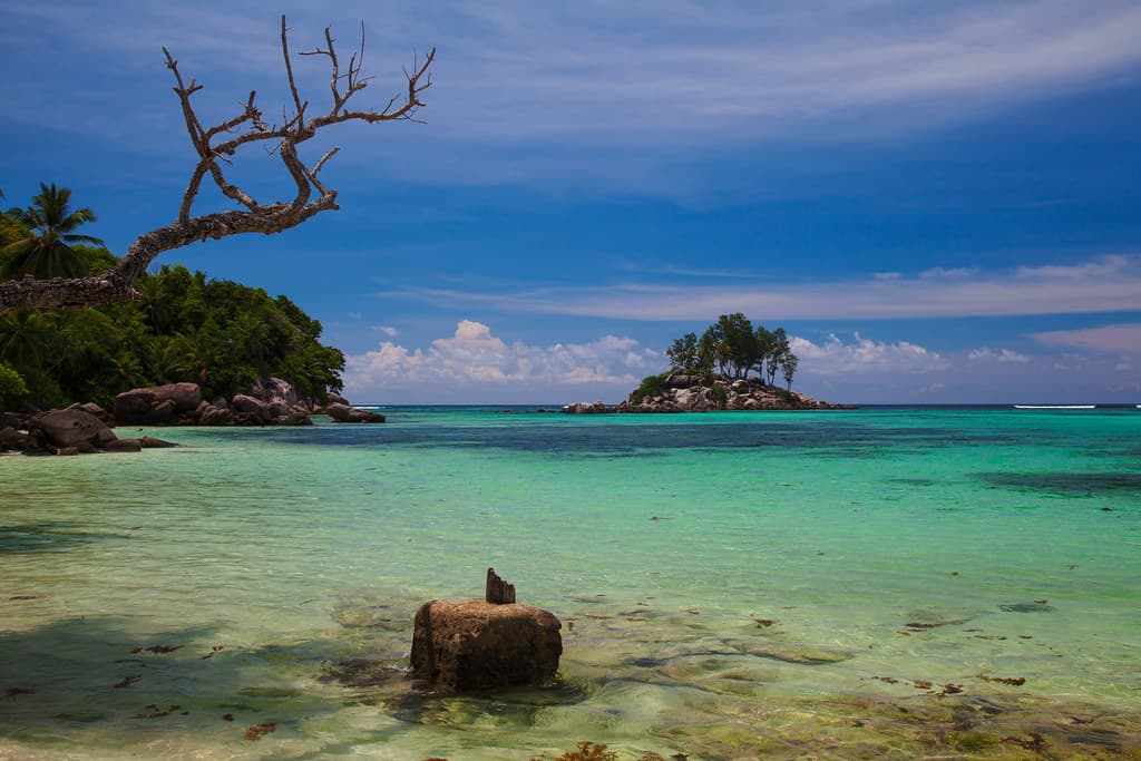 Anse Takamaka