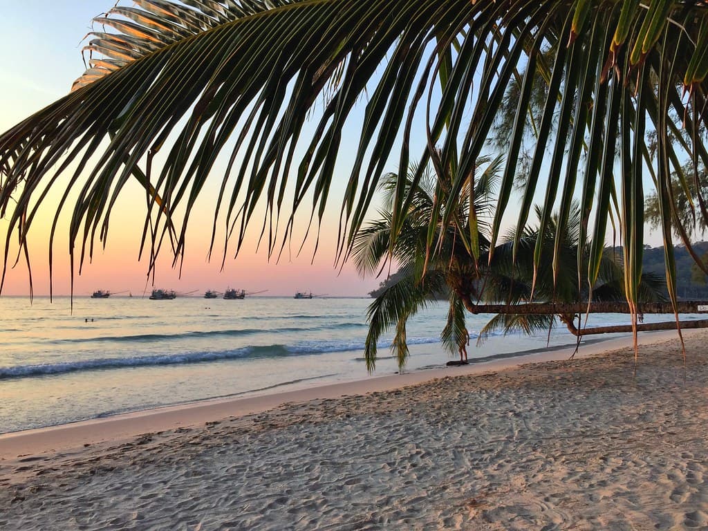 Klong Hin Beach — photo by videren